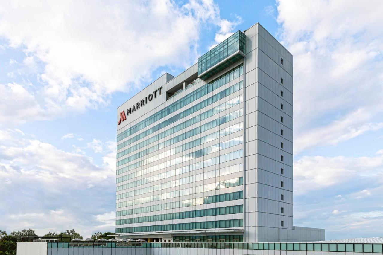 Clark Marriott Hotel Mabalacat Exterior foto