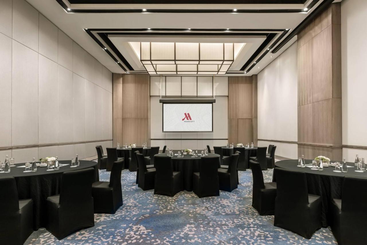 Clark Marriott Hotel Mabalacat Exterior foto
